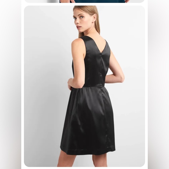 Gap structured red satin, holiday fit and flare, party dress Size 12 - Picture 12 of 15